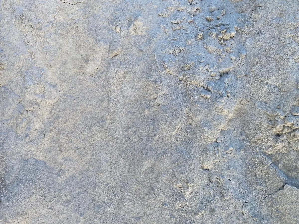 Voegzand 0-1 mm van dichtbij, naturel geelgrijs